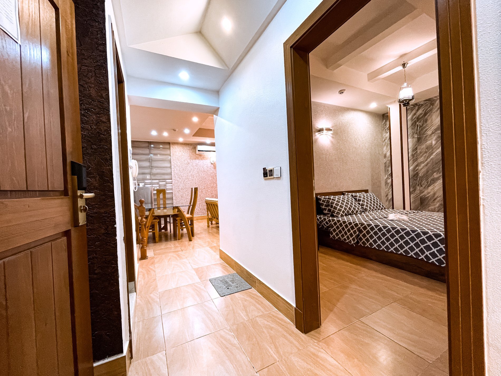 آپارتمان دوخوابه شیرین تست